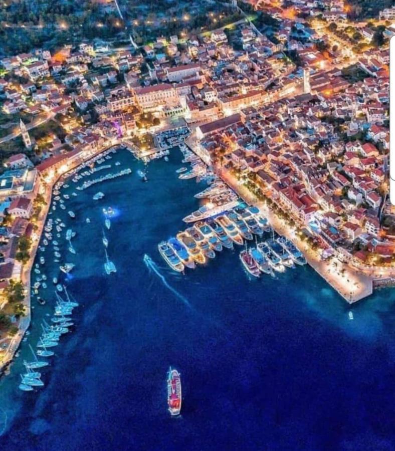Apartments Luci Hvar Town Kültér fotó